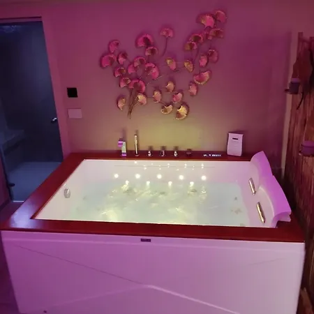 Sirama Deluxe Guest house